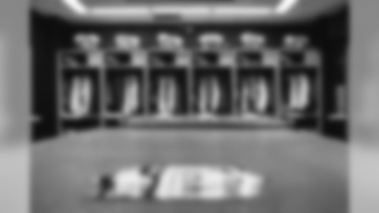 e_bwdv8i1403