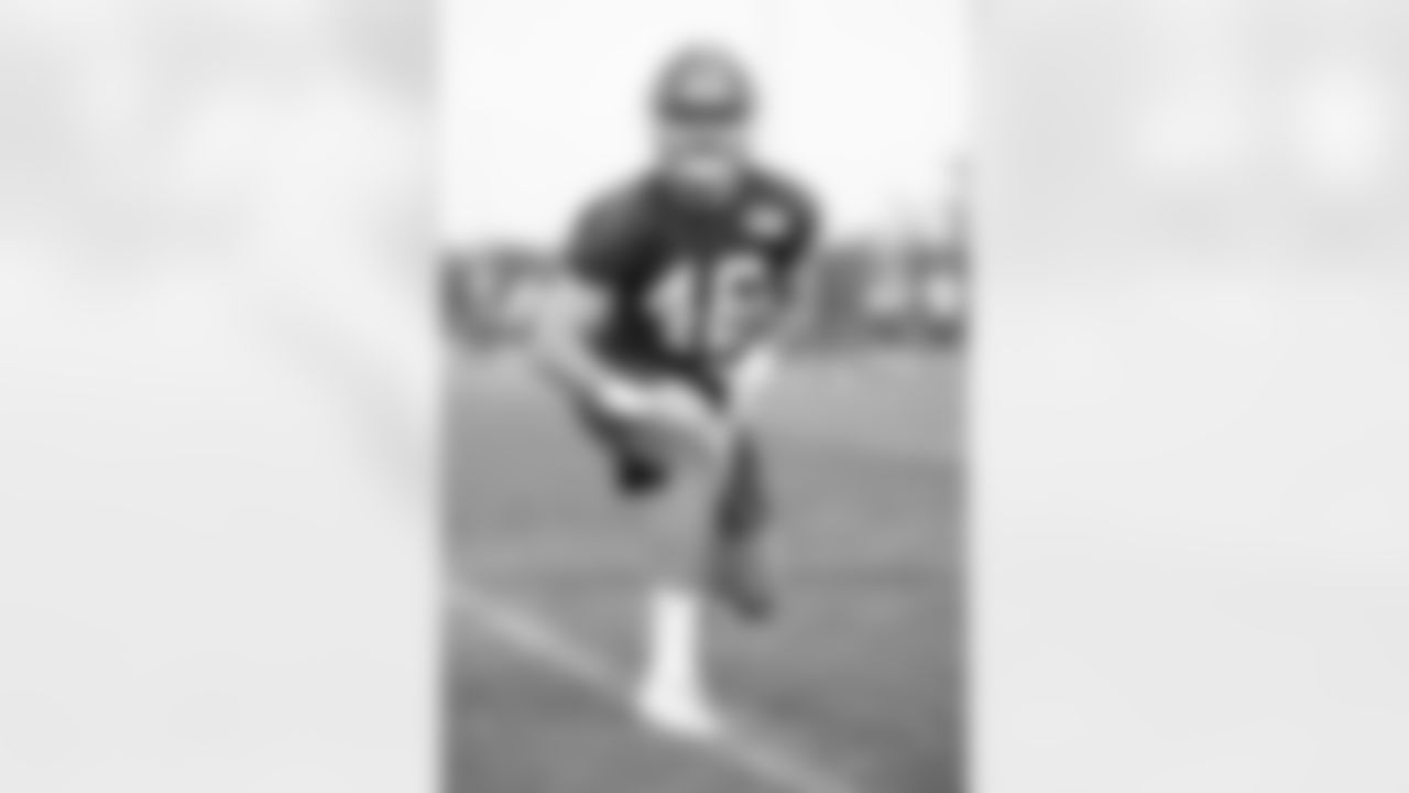 TE Austin Allen (46)