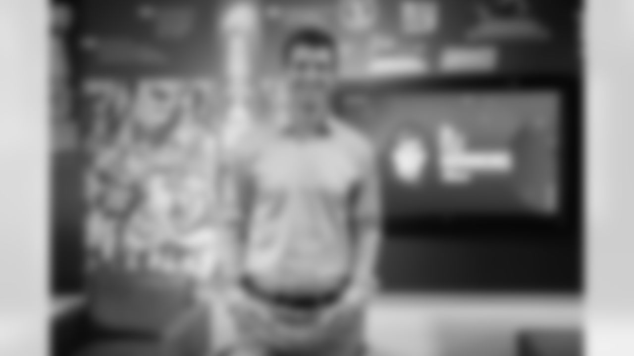 Eli Manning Show promo shoot