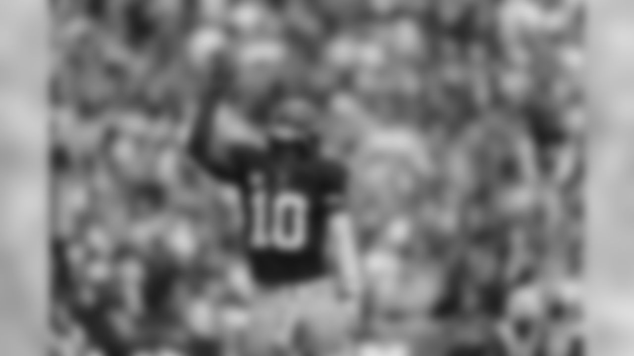2012 - QB ROBERT GRIFFIN III