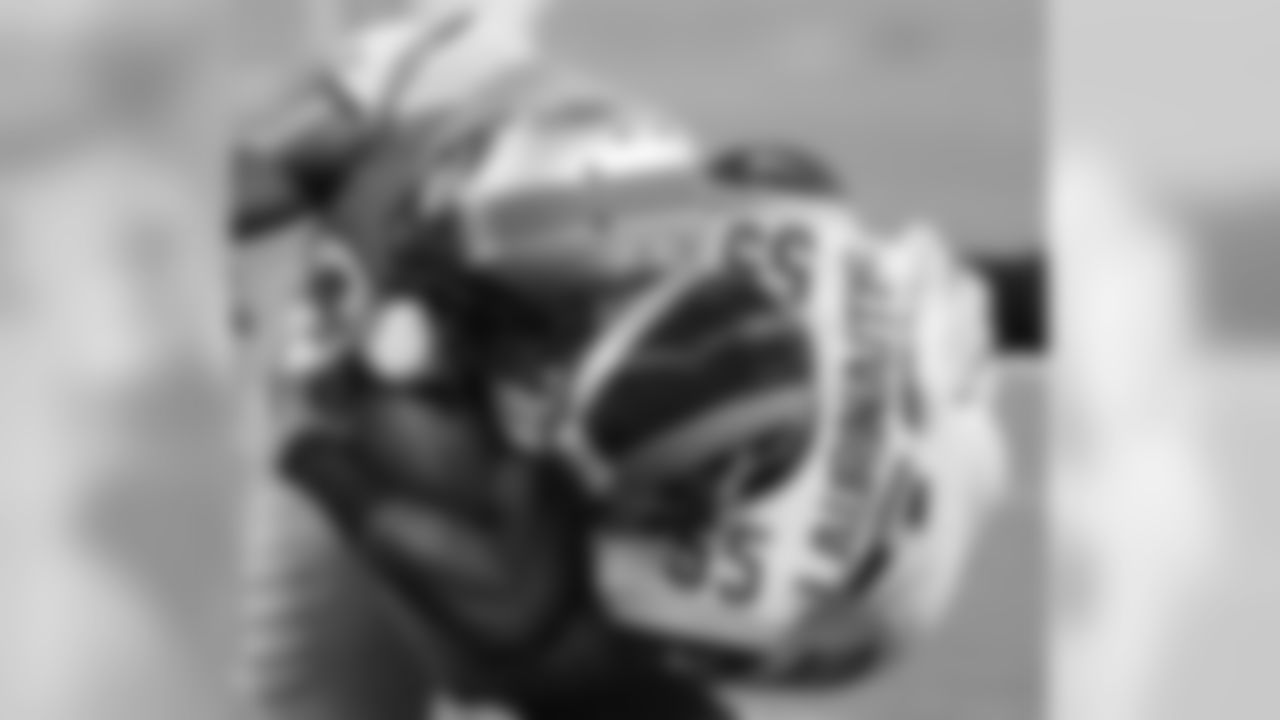 Week 16: LB James Laurinaitis, Rams