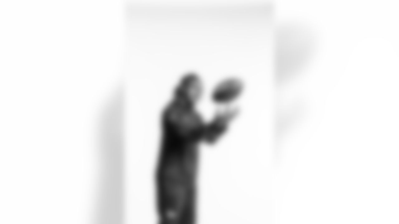Alabama wide receiver Jaylen Waddle poses for a portrait Saturday March 13, 2021 in Pensacola, FL. (Todd Rosenberg via AP)