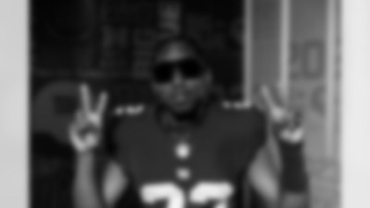 DB Adoree' Jackson (22)