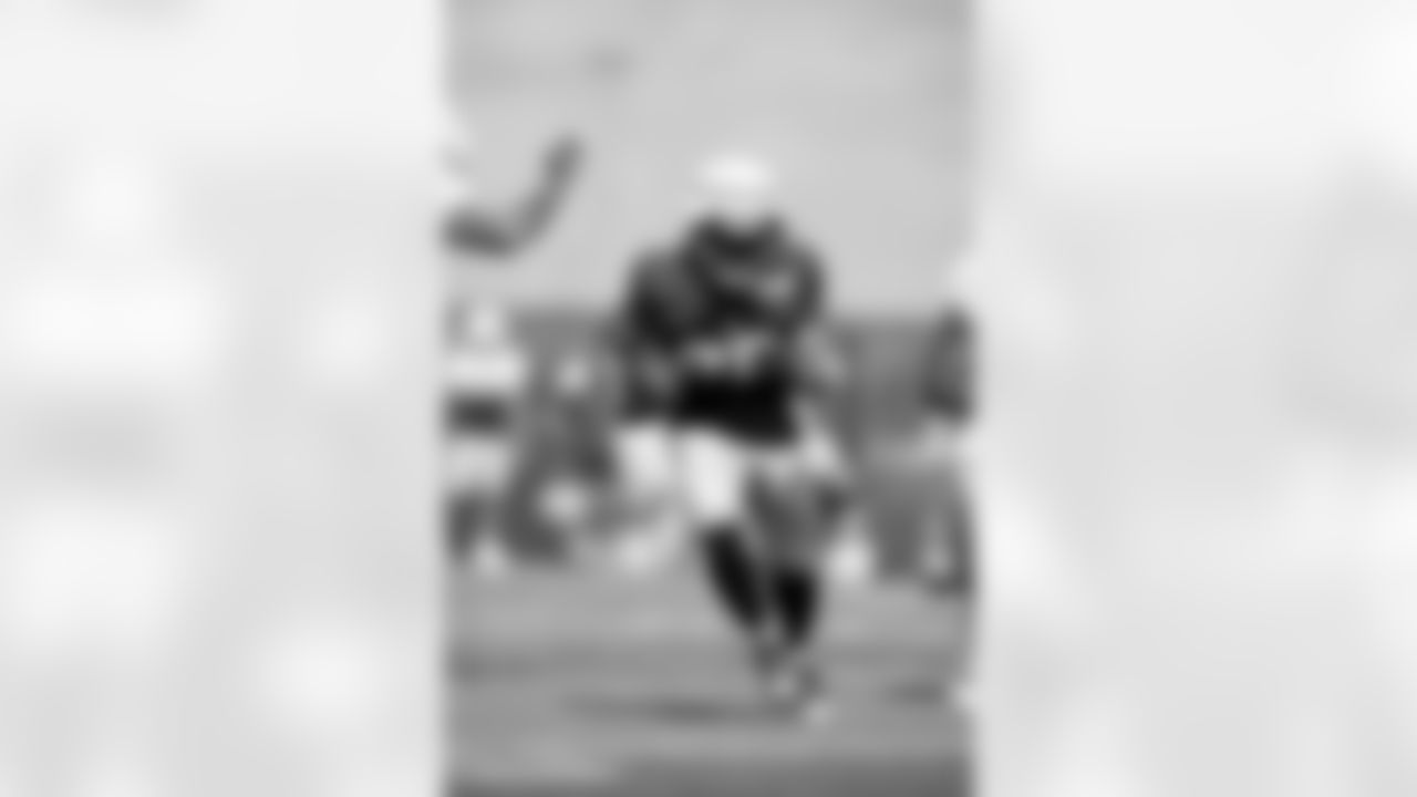 RB Saquon Barkley (26)