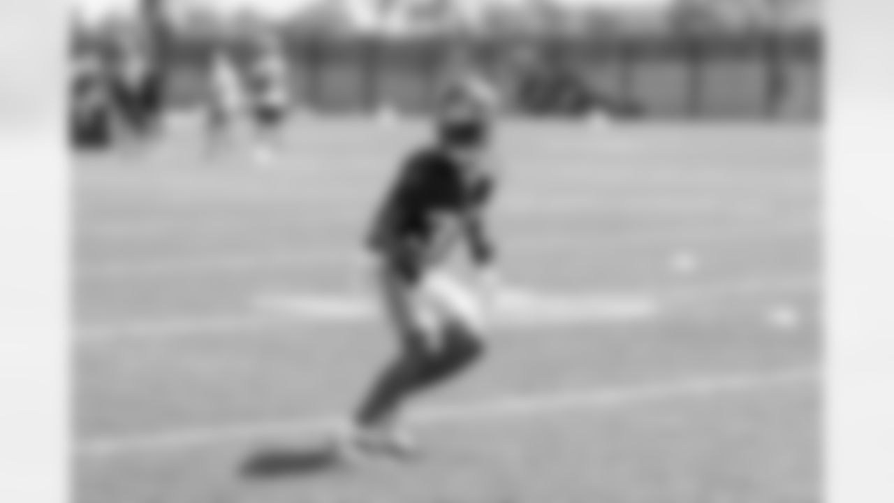 DB Zyon Gilbert (38)