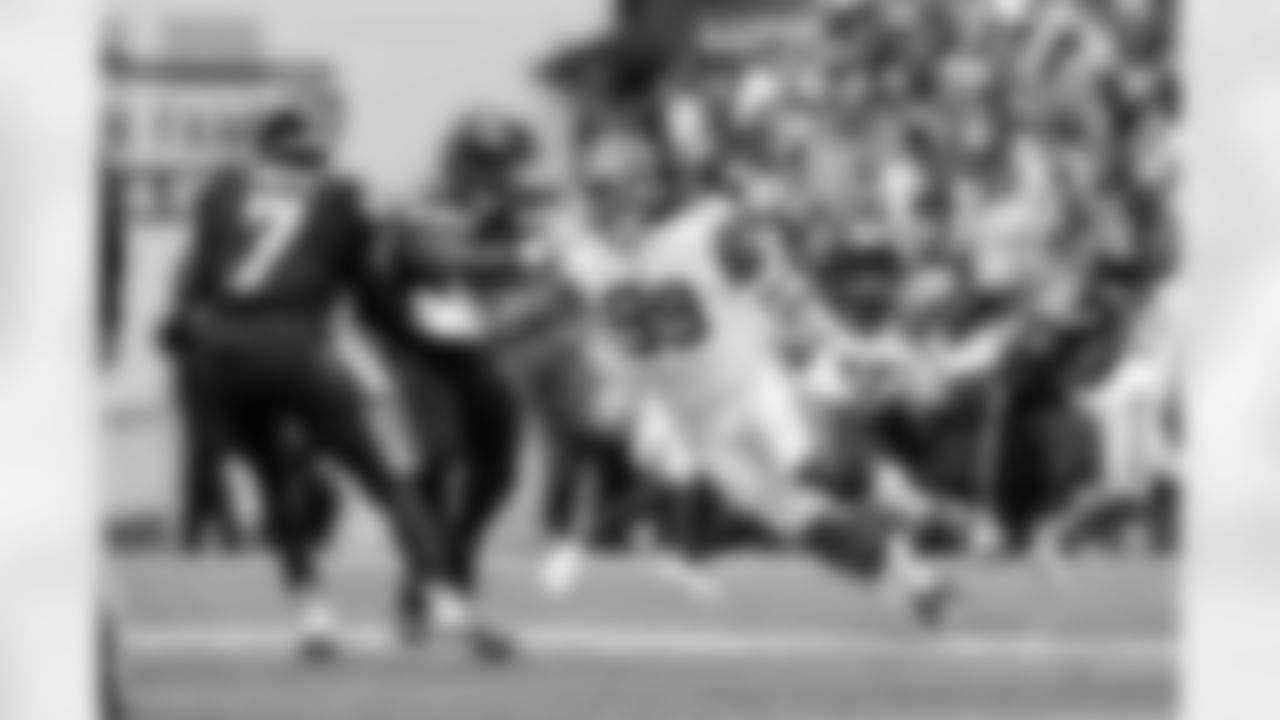 Leonard Williams (99)