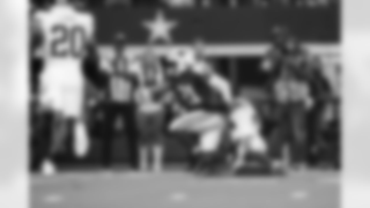 Jaylon Smith (54)