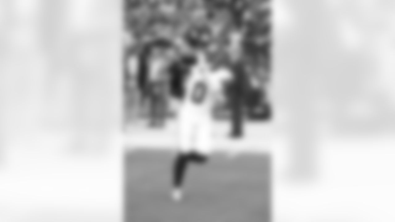 WR Parris Campbell (0)