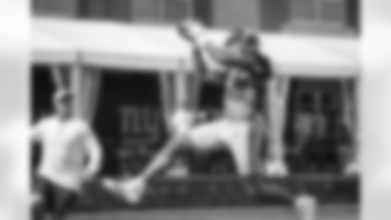 Evan Engram (88)