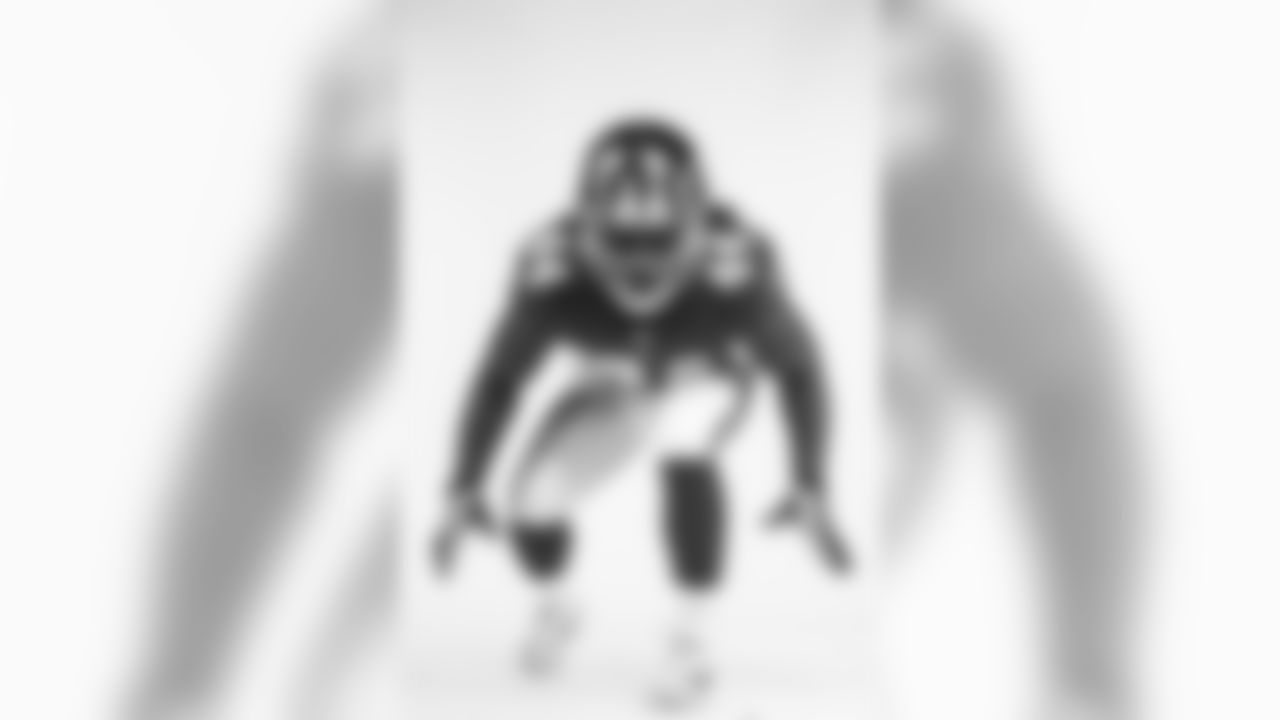 New York Giants linebacker Markus Golden (44) poses for a photo during a portrait shoot on Thursday, May 30, 2019 in East Rutherford, NJ. (Rob Tringali via AP)