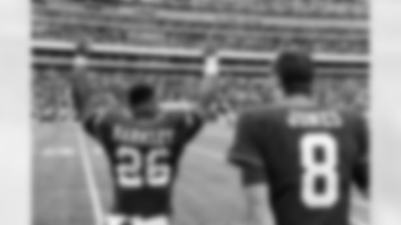 Saquon Barkley (26), Daniel Jones (8)