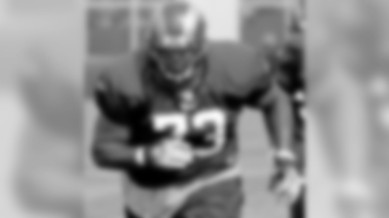 2003 (Rams) - DT Jimmy Kennedy - Penn State