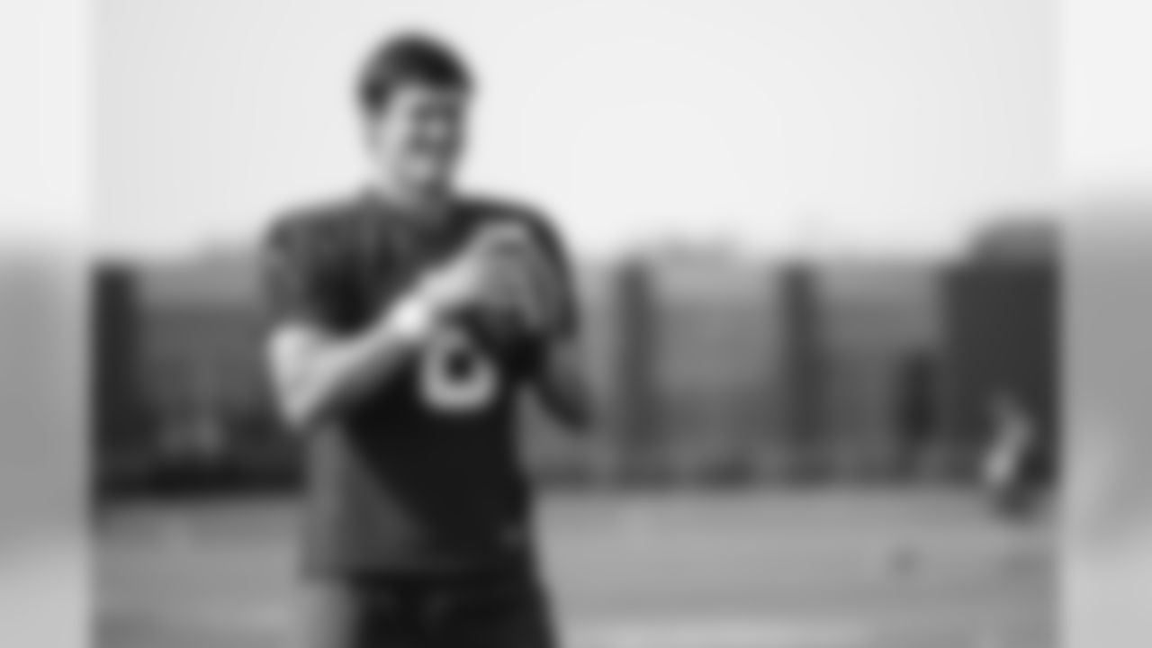 QB Daniel Jones
