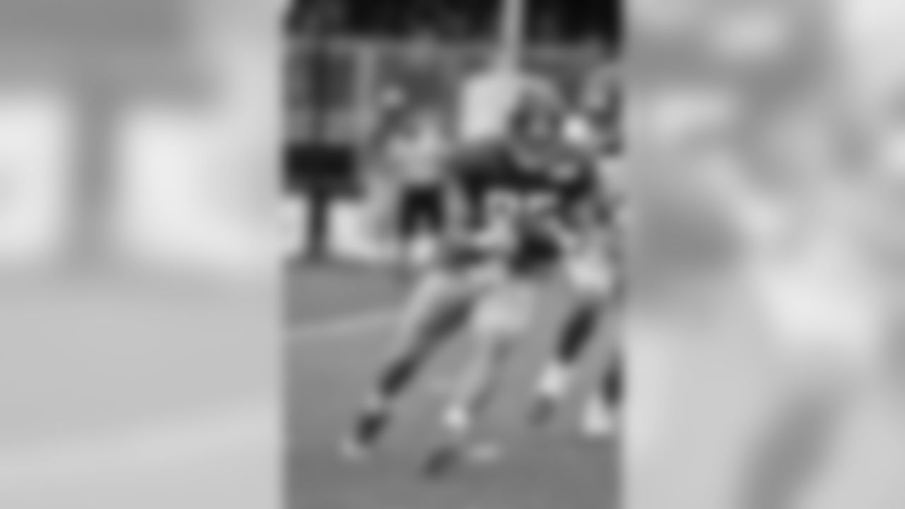 Giants hit the practice field on Monday