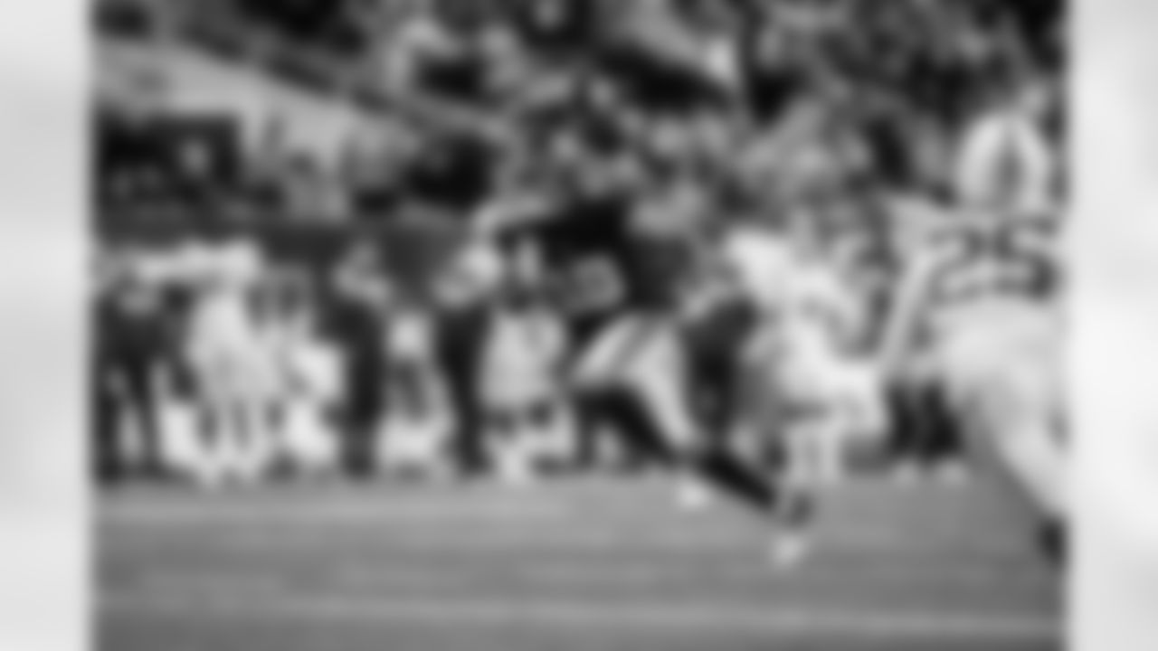 WR Isaiah Hodgins - Signed, Exclusive Rights (February 16)