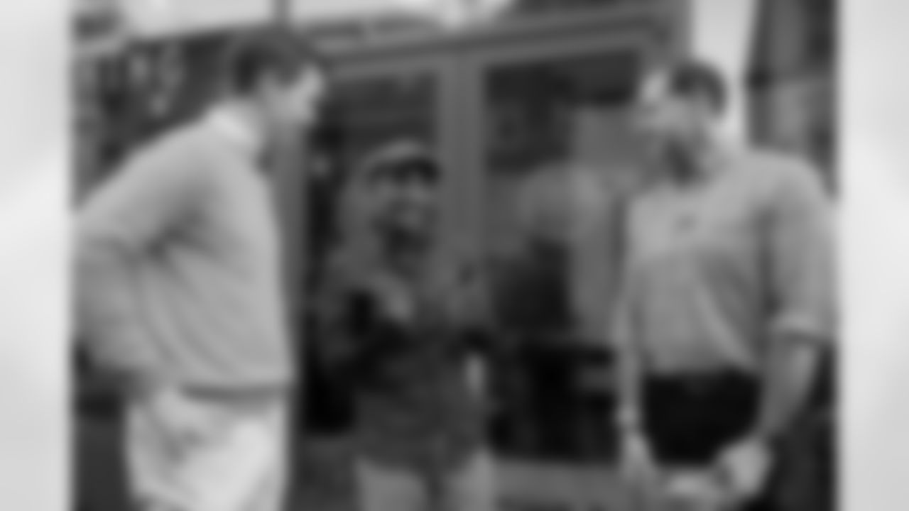 Eli Manning show with Marcus Samuelsson