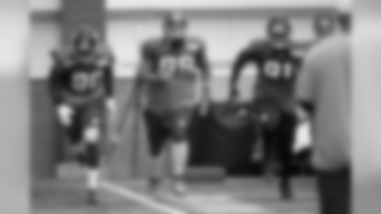 DE JASON PIERRE-PAUL, DT CULLEN JENKINS, DE ROBERT AYERS