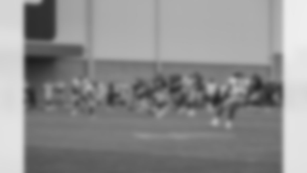 Evan Engram (88)
