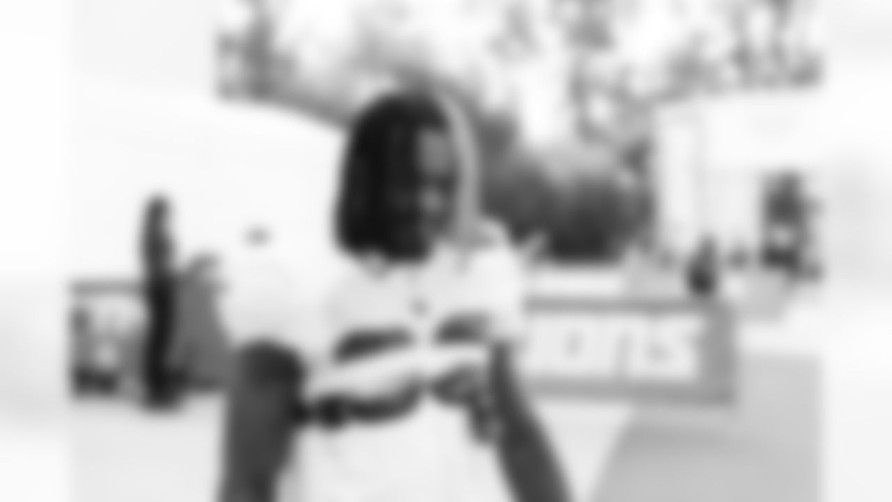 S Xavier McKinney (29)