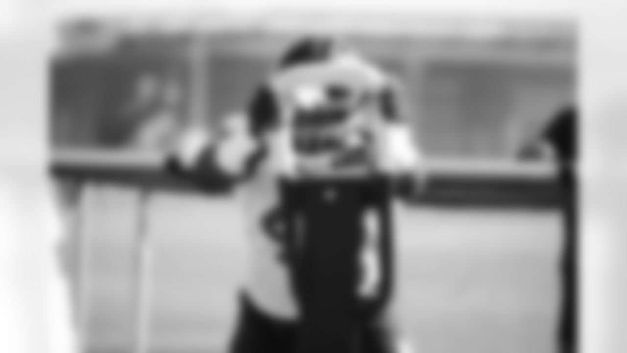 Benardrick McKinney (49)