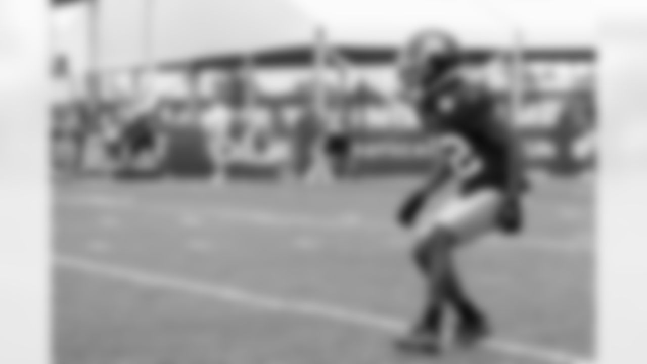 CB Adoree' Jackson (22)