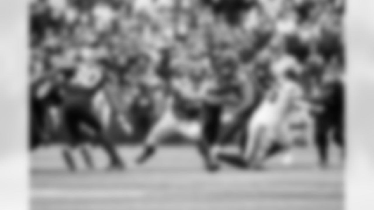 Saquon Barkley (26)