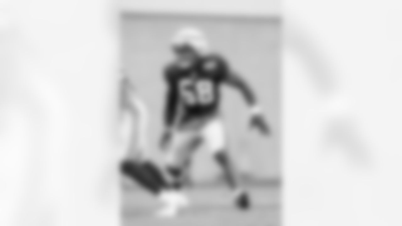 ILB Bobby Okereke (58)