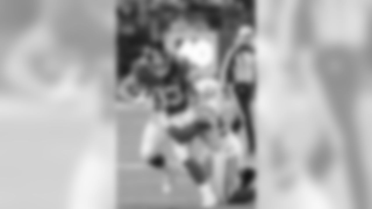 WATCH PEYTON HILLIS VS. CHARGERS TDWATCH PEYTON HILLIS 1-YD TD VS PATRIOTS