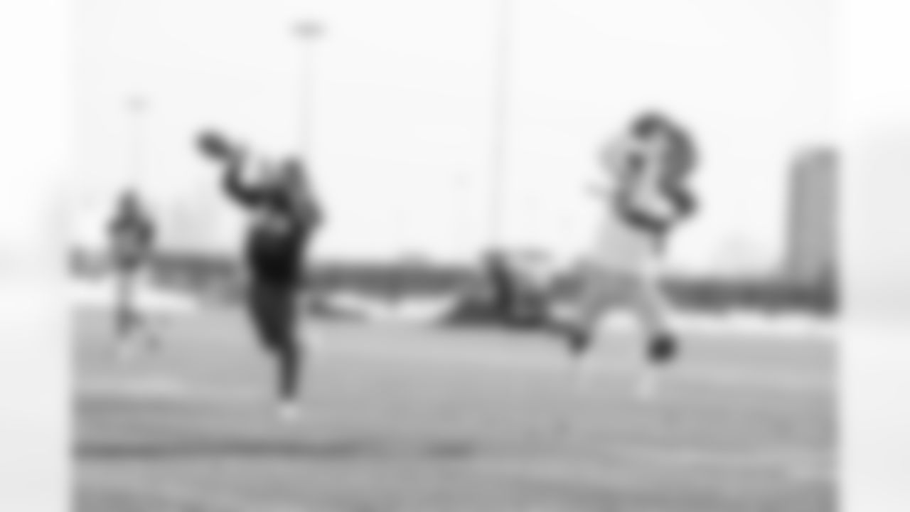 Nate Ebner (43), Xavier McKinney (29)