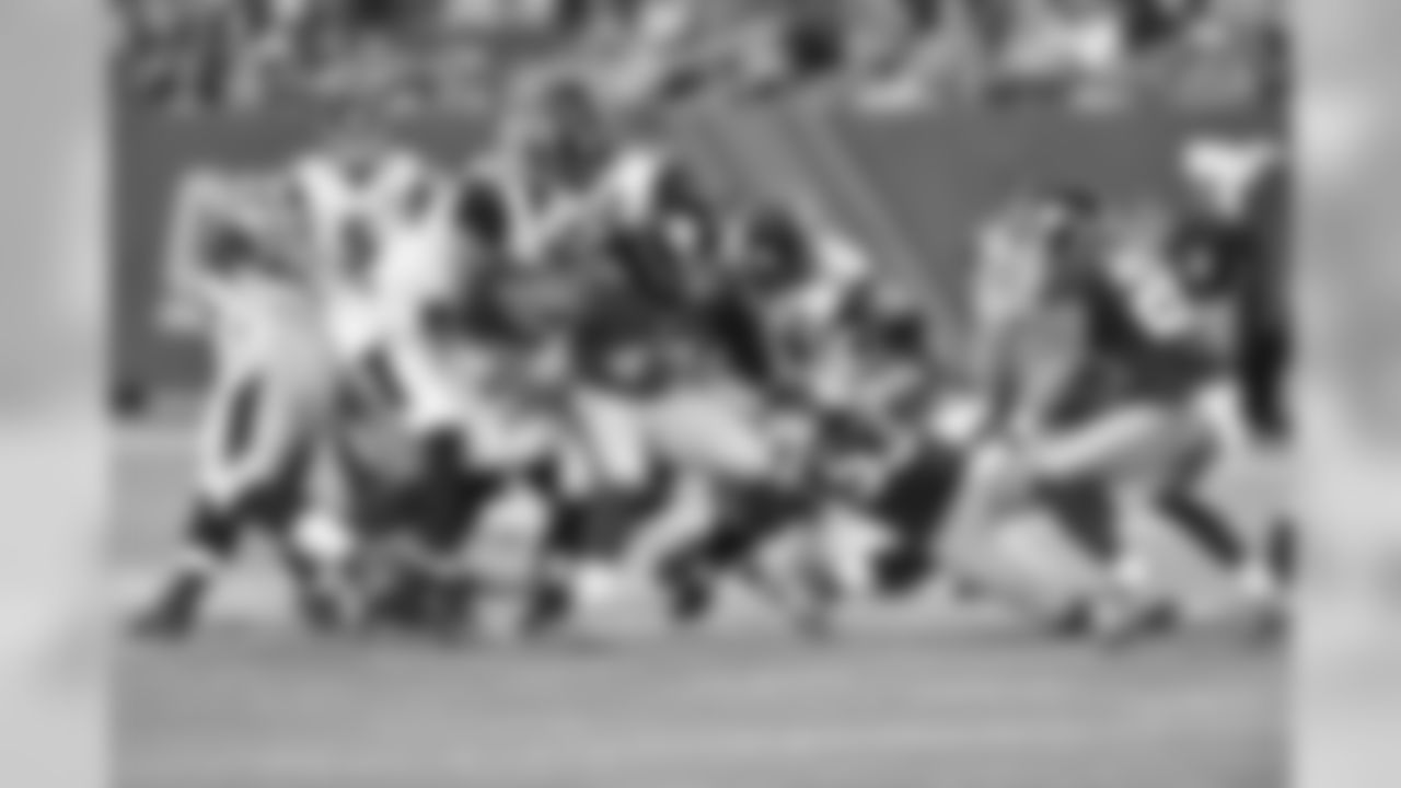 LB JAMEEL MCCLAIN, LB DEVIN UNGA, SAFETY BENNETT JACKSON