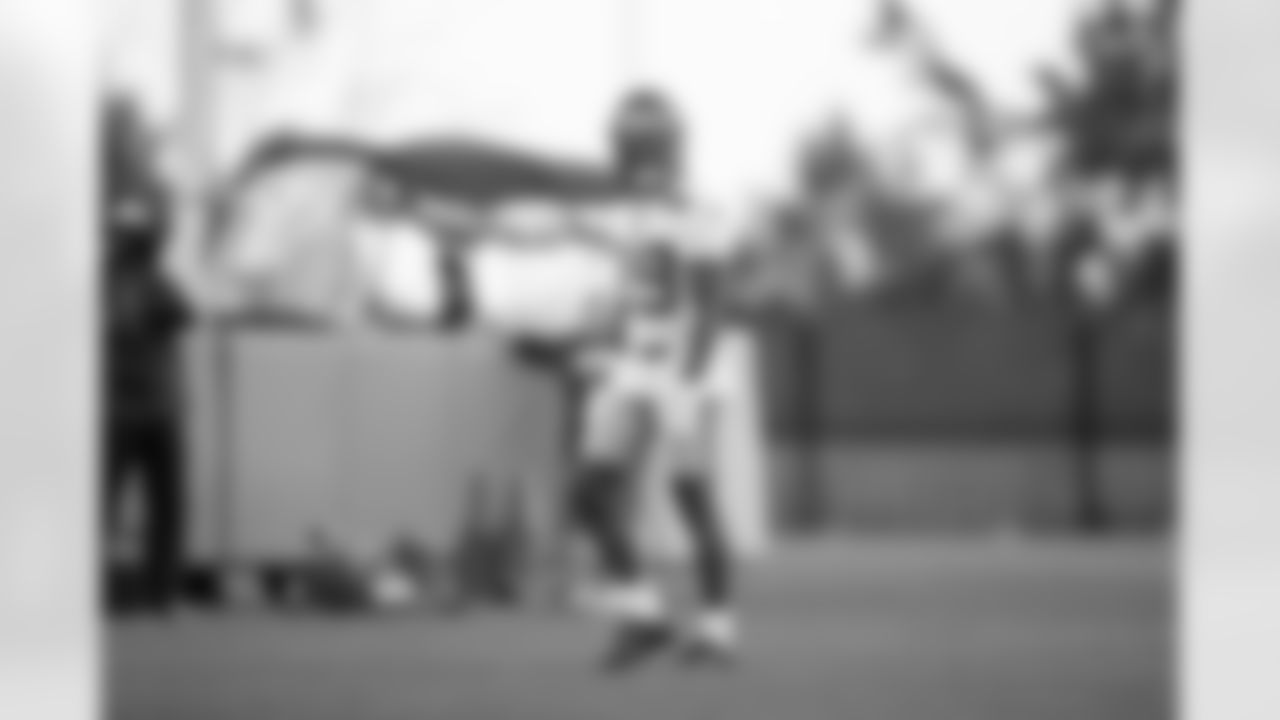 S Xavier McKinney (29)