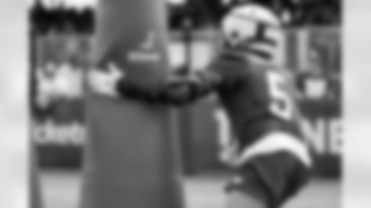 OLB Kayvon Thibodeaux (5)