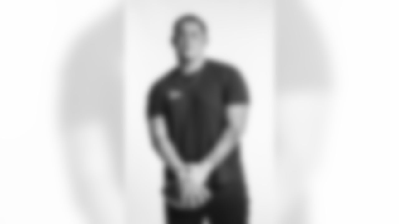 Michigan offensive lineman Jalen Mayfield poses for a portrait Saturday March 13, 2021 in Pensacola, FL. (Todd Rosenberg via AP)