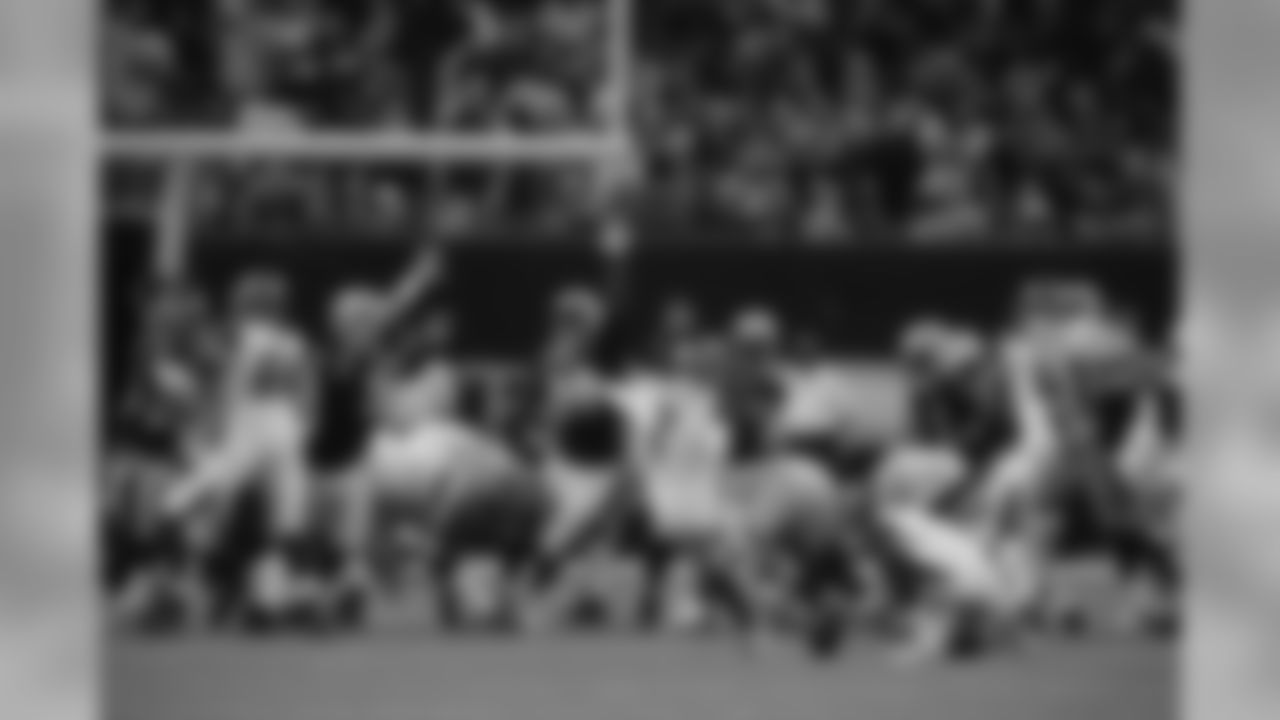Tampa Bay Buccaneers kicker Chandler Catanzaro (7) attempts a field goal in the second half of an NFL football game against the New Orleans Saints in New Orleans, Sunday, Sept. 9, 2018. (AP Photo/Bill Feig)