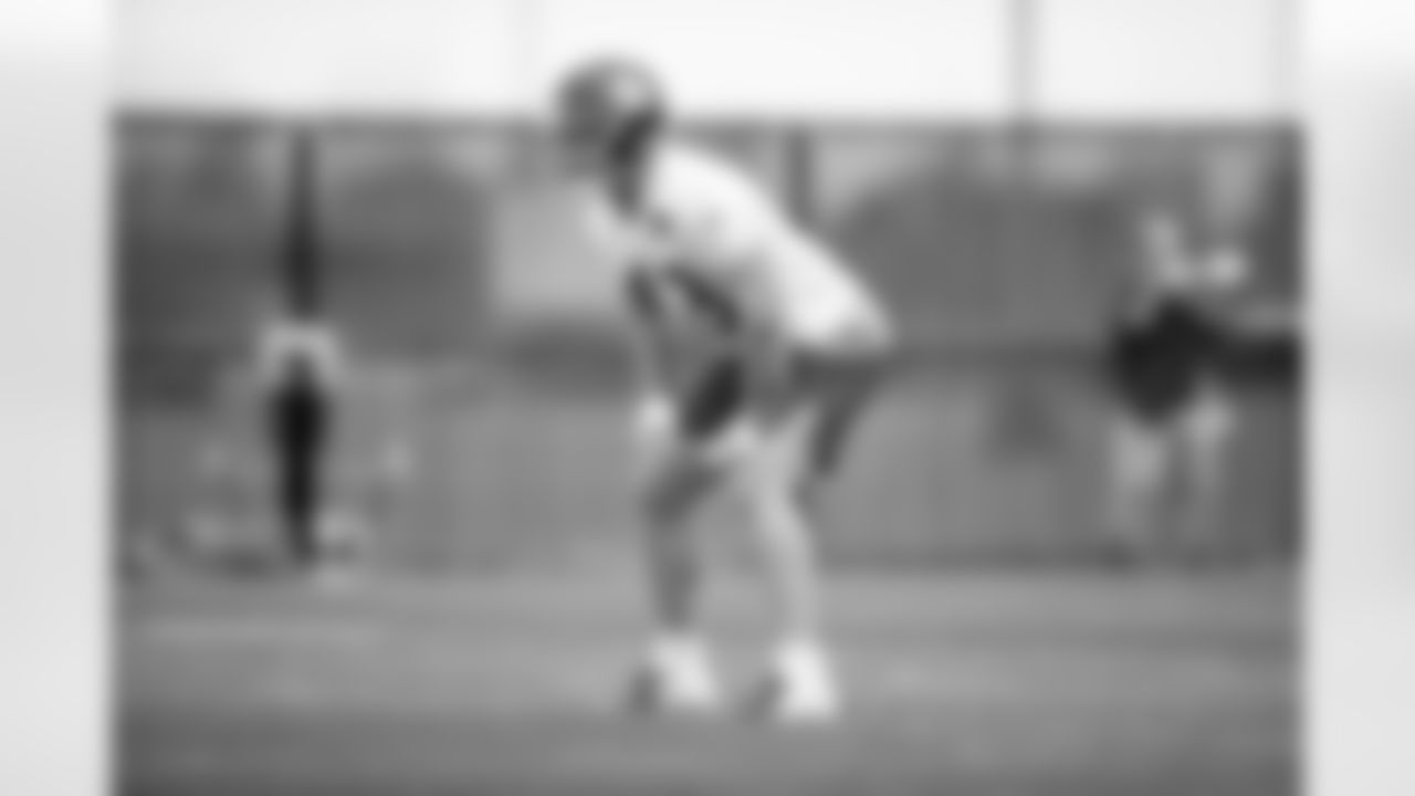 E_e_051322_rookieminicamp090