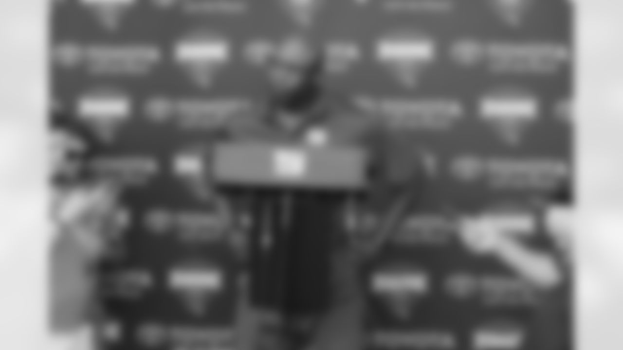 Defensive Coordinator Perry Fewell