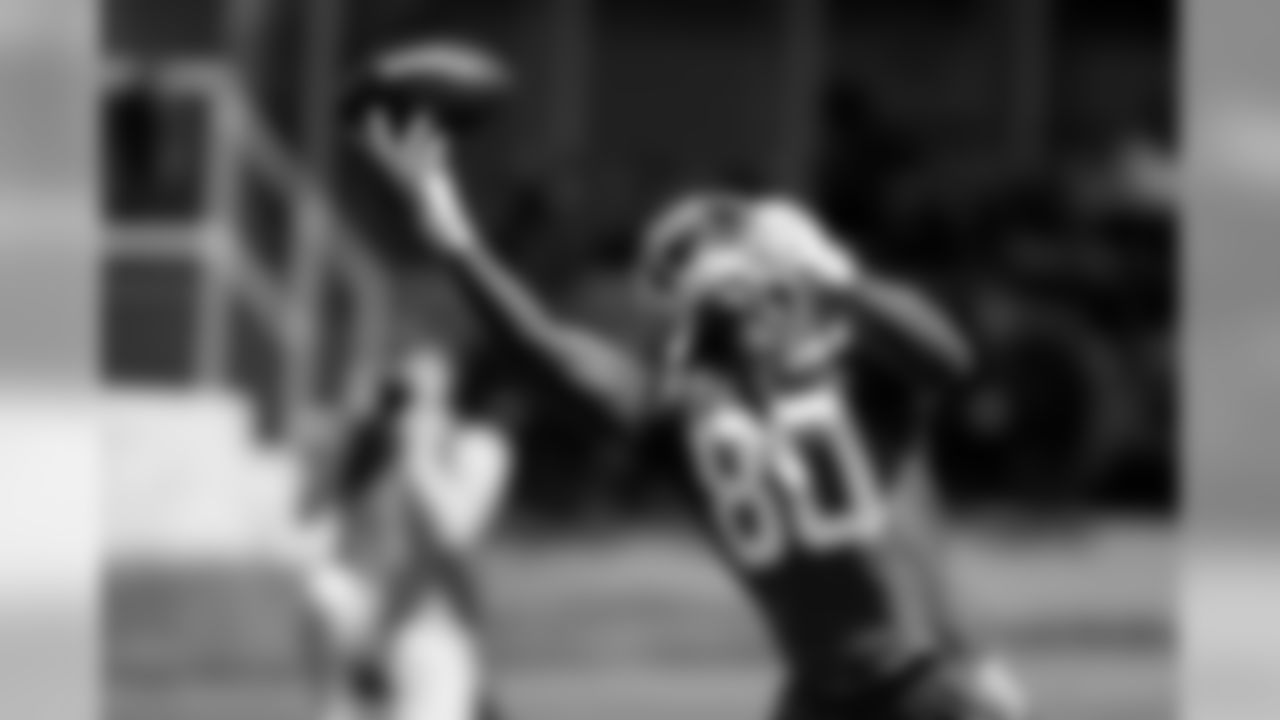 WR Jawill Davis