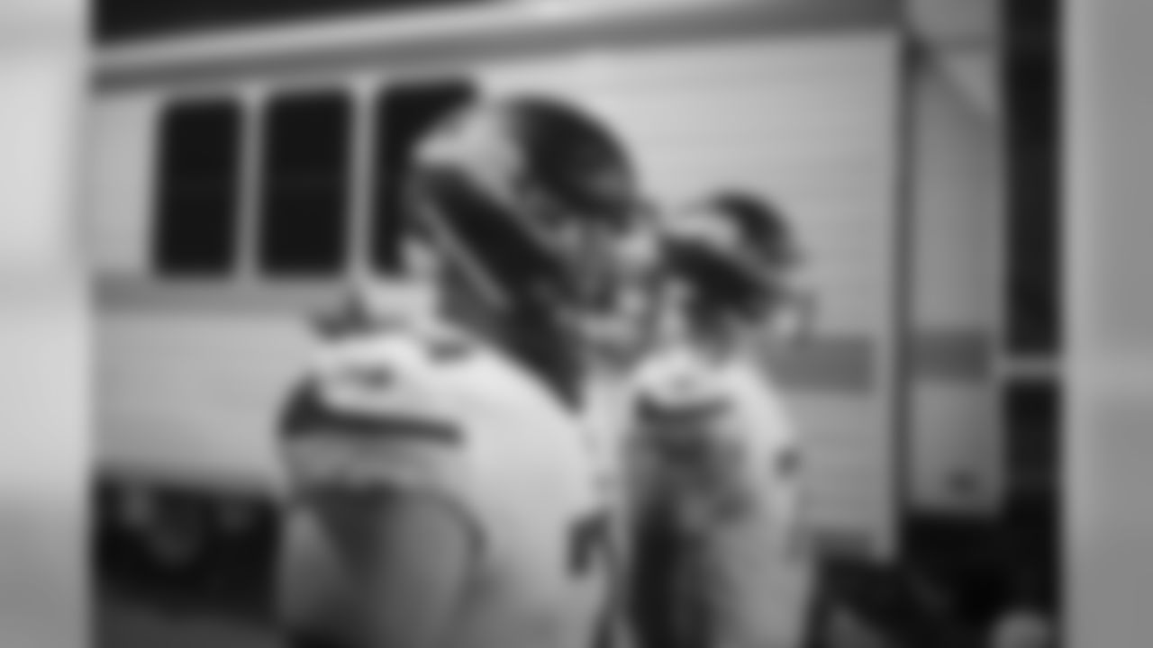 Minnesota Vikings offensive tackle Mike Remmers (74) walks through the tunnel prior to an NFL football game against the Los Angeles Rams, Thursday, Sept. 27, 2018 in Los Angeles. (Lucas Stevenson via AP)