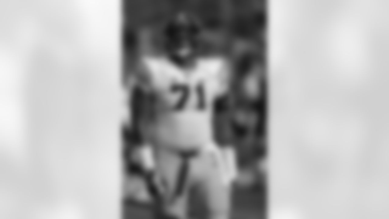 Rd. 3: 26. Baltimore Ravens: DT Carl Davis