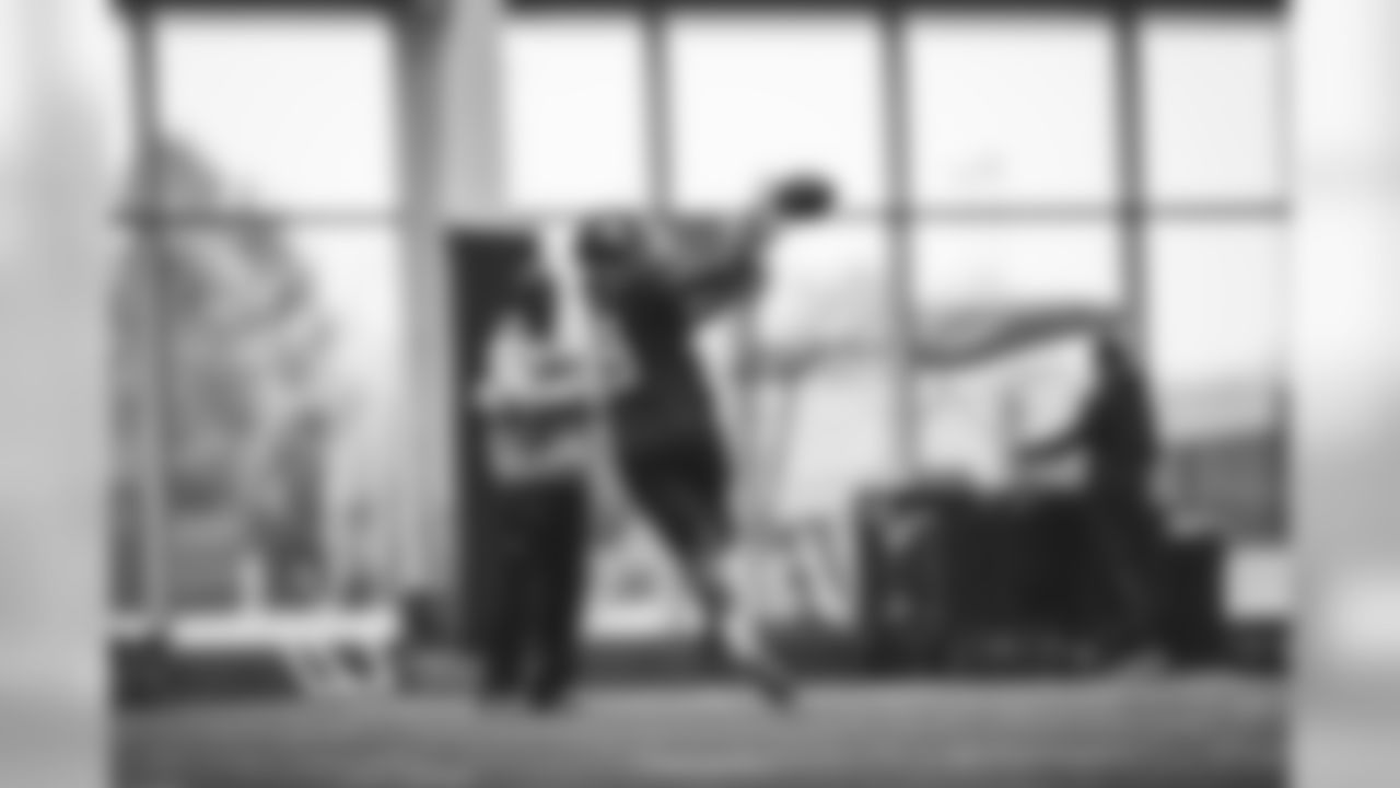 E_18_1115_GiantsPractice008