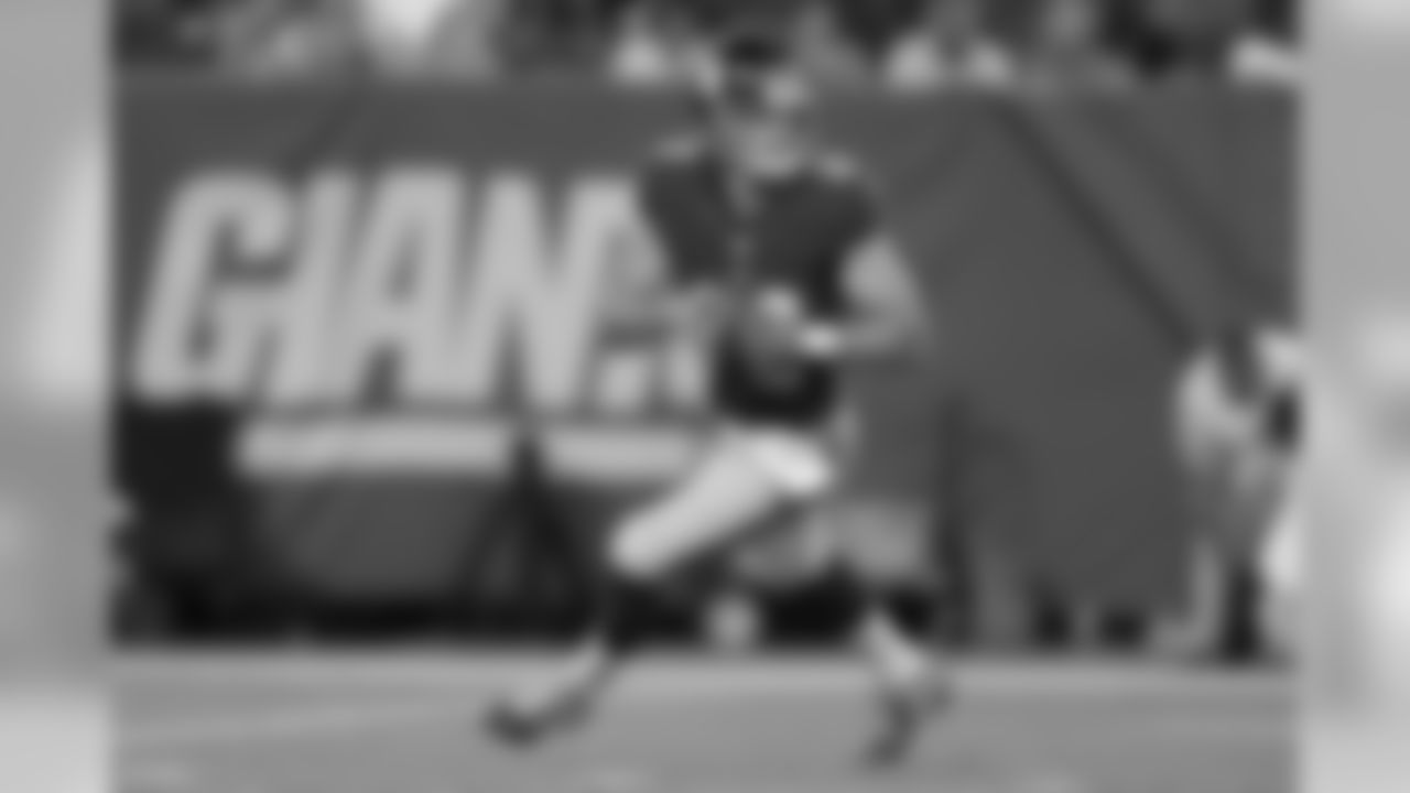 QB RYAN NASSIB
Taking over for Eli Manning late in the first half, backup quarterback Ryan Nassib went 19 of 35 for 217 yards and a touchdown. The 217 yards were a career high for Nassib in the preseason or otherwise. His previous best was 158 yards in a preseason game against Indianapolis last year.