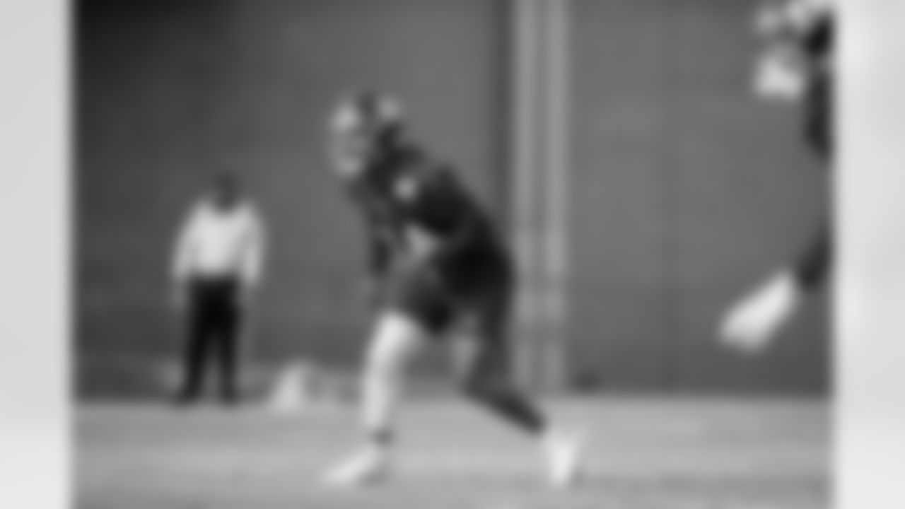 Terrell Burgess (34)