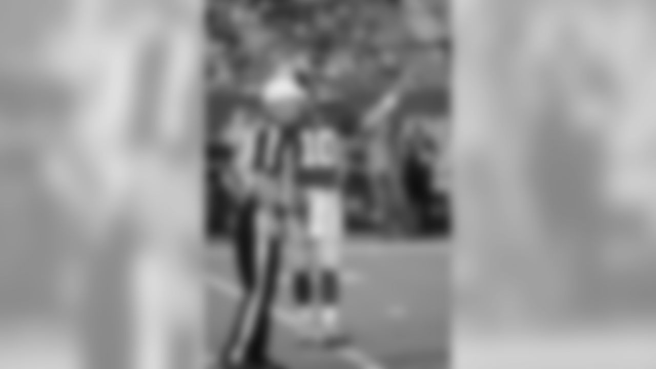 QB ELI MANNING