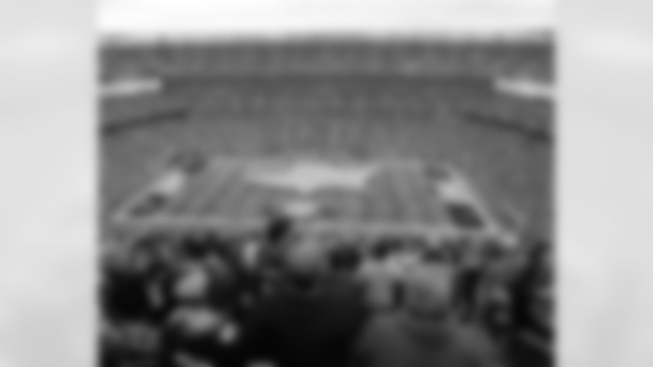 Before the game, the Giants helf a special tribute in memory of 9/11