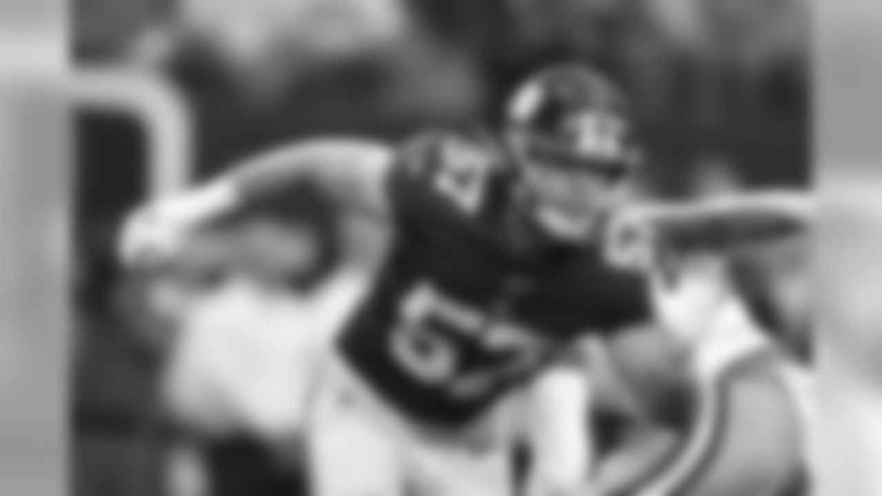 LB Ryan Connelly
(Evan Pinkus via AP)