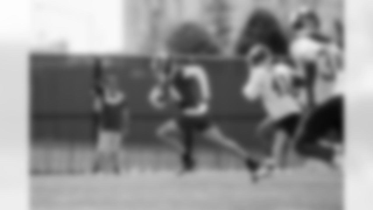 WR David Sills V (84)