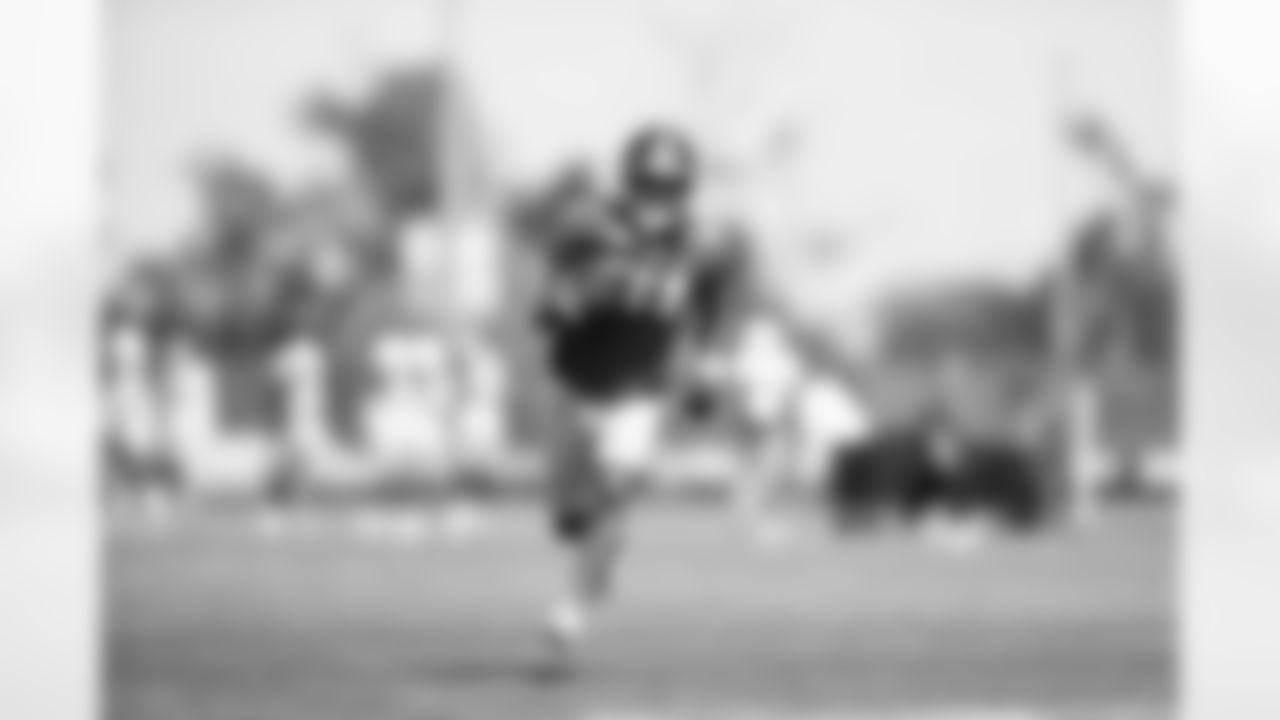WR Kalil Pimpleton (81)