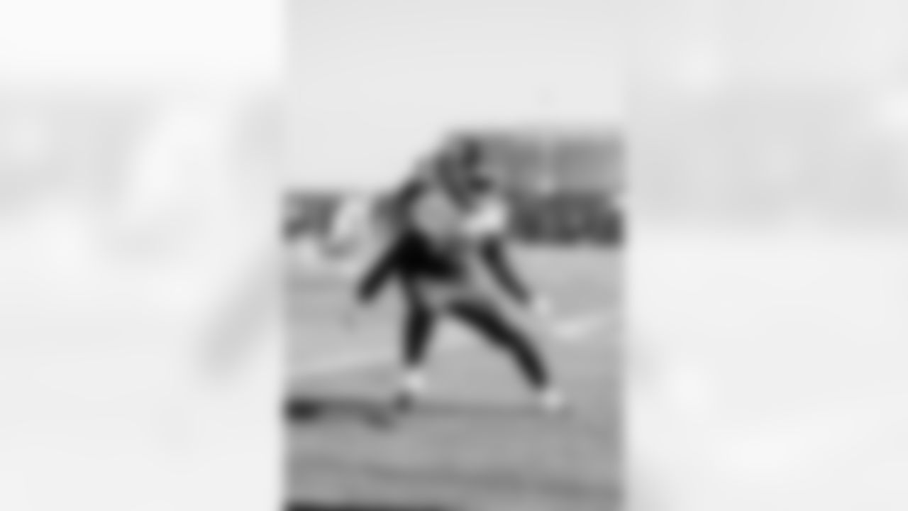 CB Deonte Banks (25)