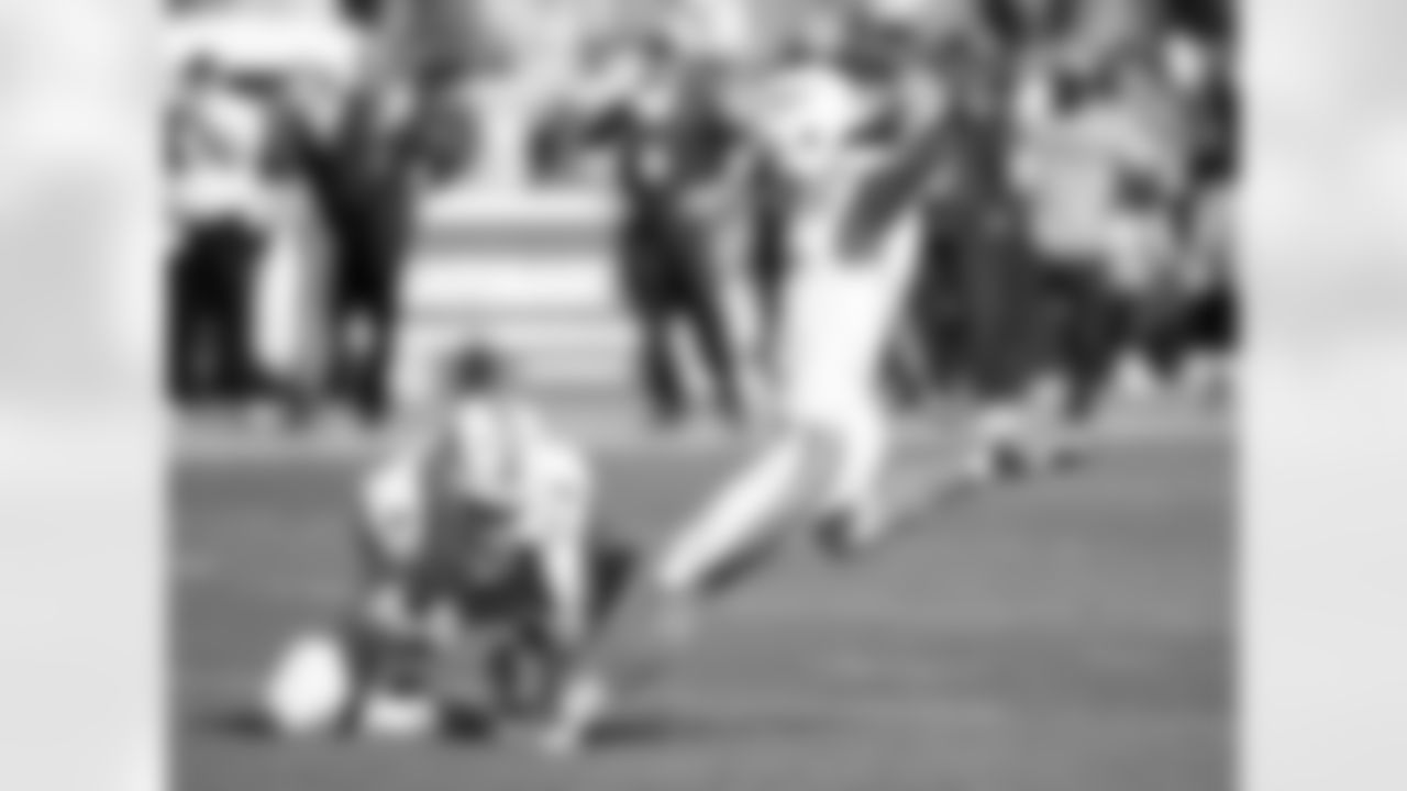KICKER ANDREW FRANKS