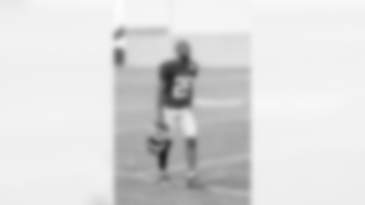 Rodarius Williams (25)